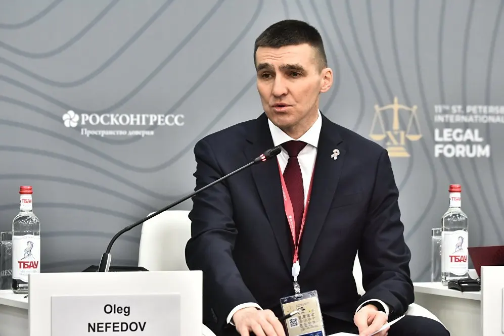 Высшая квалификационная коллегия судей 26 мая рассмотрит вопрос о рекомендации судьи Верховного Суда Олега Нефедова на пост председателя коллегии по гражданским делам. Нефедов известен рядом резонансных решений о признании и запрете организаций как «экстремистских».