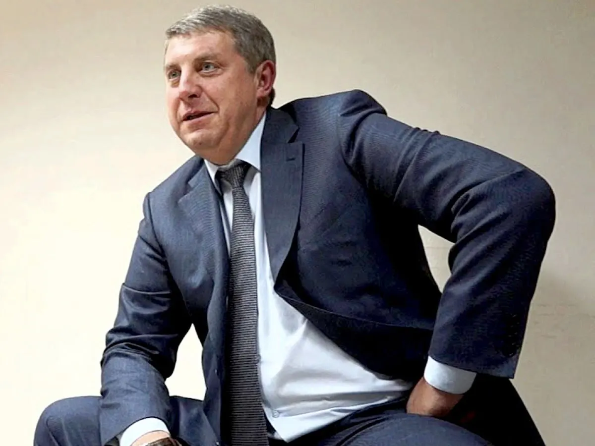 Александру Богомазу вручён орден Александра Невского — о награждении заявил заместитель полномочного представителя президента в ЦФО. Ранее 13 мая он ушёл в отставку.