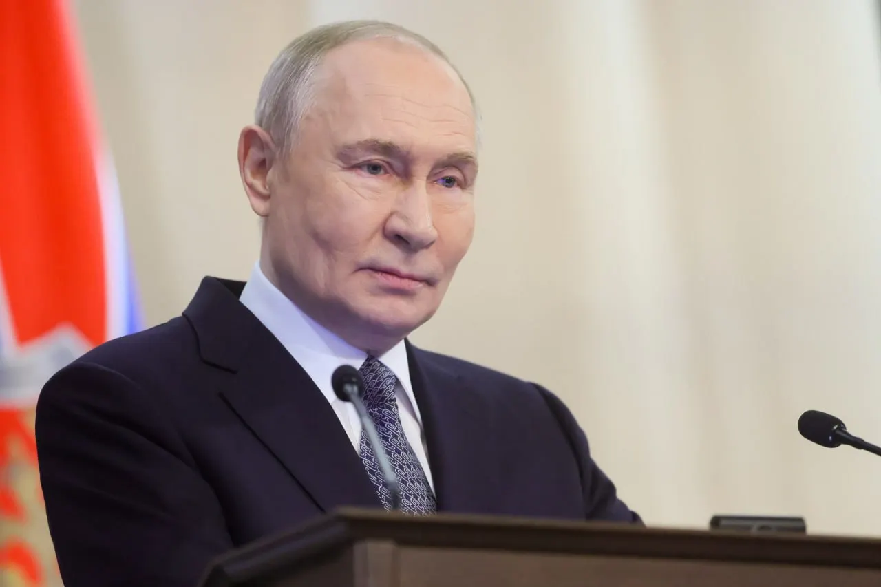 Президент России Владимир Путин по приглашению Касым-Жомарта Токаева совершит государственный визит в Казахстан 27–29 мая. Лидеры обсудят укрепление стратегического партнёрства и союзнических отношений между странами.