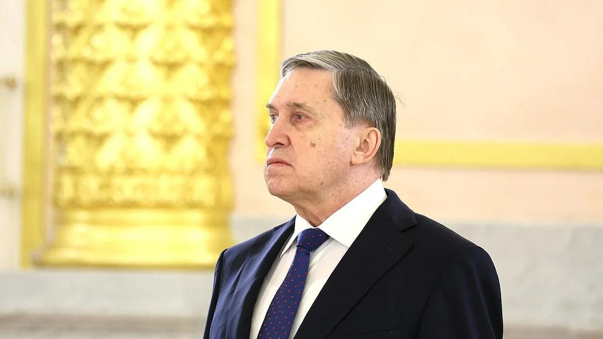 Помощник главы государства заявил, что конфликт не закончится до вывода украинских сил из Донбасса. По его словам, без этого возможны новые раунды боёв; при этом США якобы продолжают попытки урегулирования, а президент готов на встречу при условии заключения долговременного мирного договора.