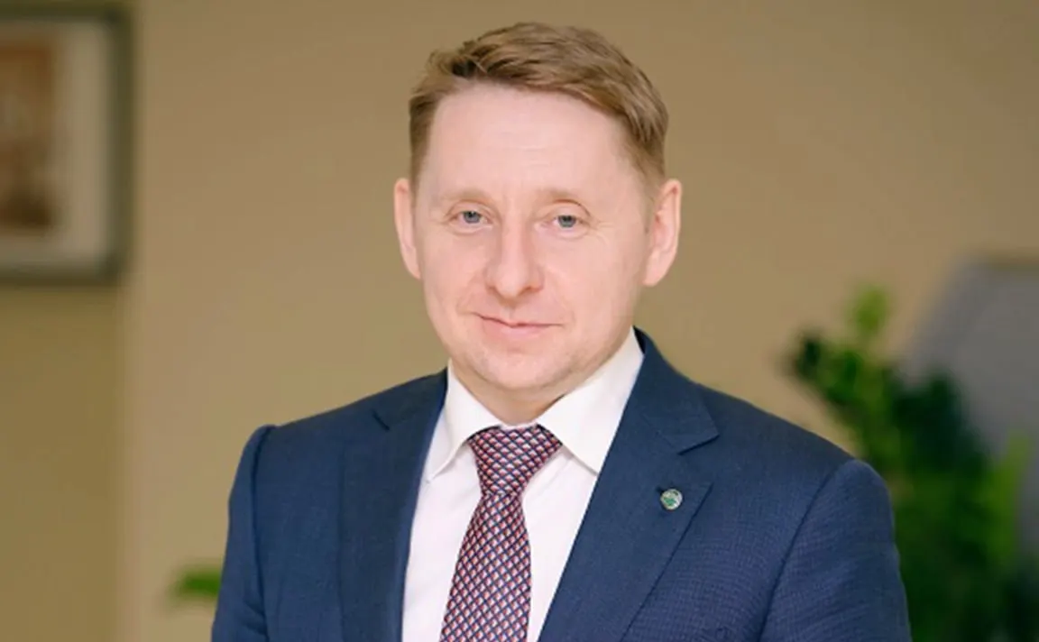 Министерство финансов США объявило о снятии санкционных ограничений с бывшего заместителя председателя правления «Сбера» Сергея Мальцева и с уроженки Екатеринбурга Ольги Райкес. В пресс‑релизе также упоминается связь одной из затронутых компаний с другим лицом, включённым в санкционные списки.