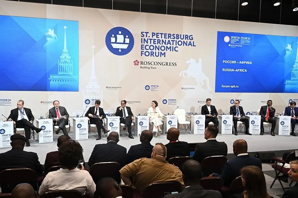 На ПМЭФ подвели итоги контактов с африканскими лидерами, обозначили рост товарооборота и подготовку третьего саммита в Москве; ключевая тема — помощь в решении энергетического дефицита на континенте.