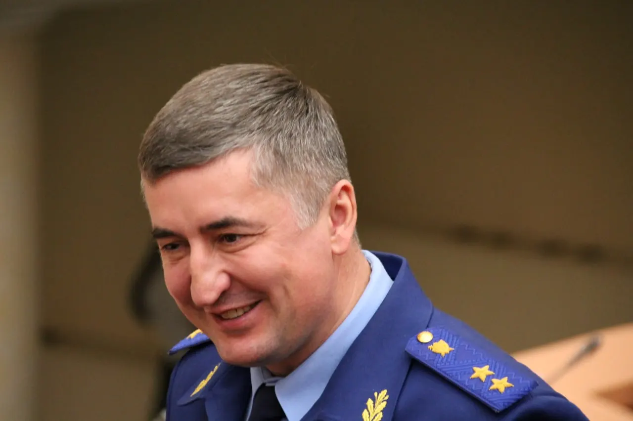 Указ президента от 28 июня назначил Сергея Филипенко прокурором Воронежской области на пятилетний срок. Руководство прокуратуры Саратовской области передано Роману Пантелееву.
