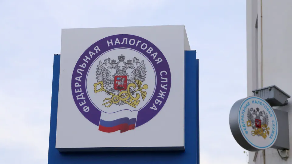 Федеральная налоговая служба посоветовала регионам расширить налогооблагаемую базу и ужесточить ставки — в 2025 году совокупный дефицит региональных бюджетов достиг 1,538 трлн рублей, и власти ищут пути его сокращения.