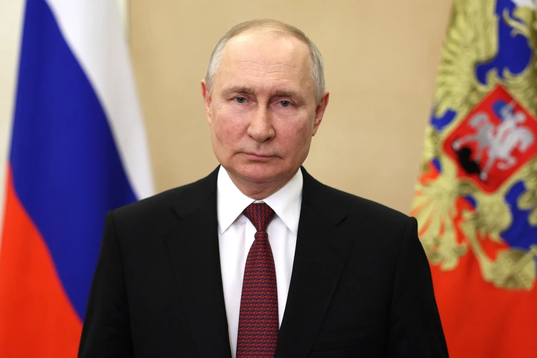 Указ, опубликованный 12 июня, расширяет круг ветеранов, которым фонд сможет оказывать поддержку: в том числе инвалидов, получивших ранения при отражении вторжения, а также военнослужащих с ограниченной годностью, продолжающих службу.