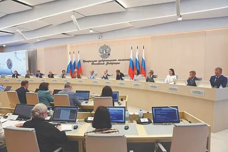 Если из списка выбывает четверть кандидатов, партия может быть снята с выборов; Центризбирком готовит постановление об исключениях на основании протоколов о демонстрации запрещённой символики.