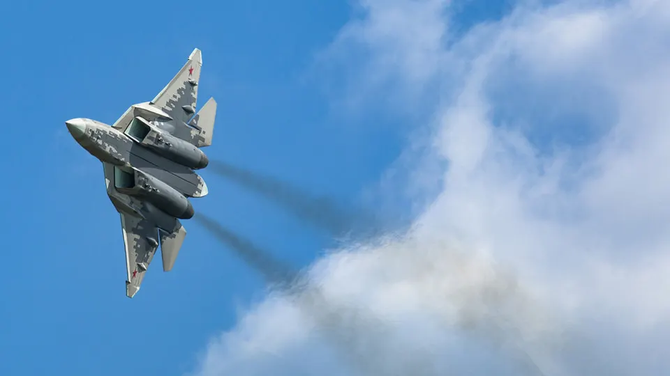 Минпромторг потребовал с АО «Авиационная и морская электроника» 257,1 млн руб. неустойки по госконтракту «Дисплей-И7»: третий этап работ просрочен на шесть с половиной лет, а программа импортозамещения столкнулась с сокращением финансирования.