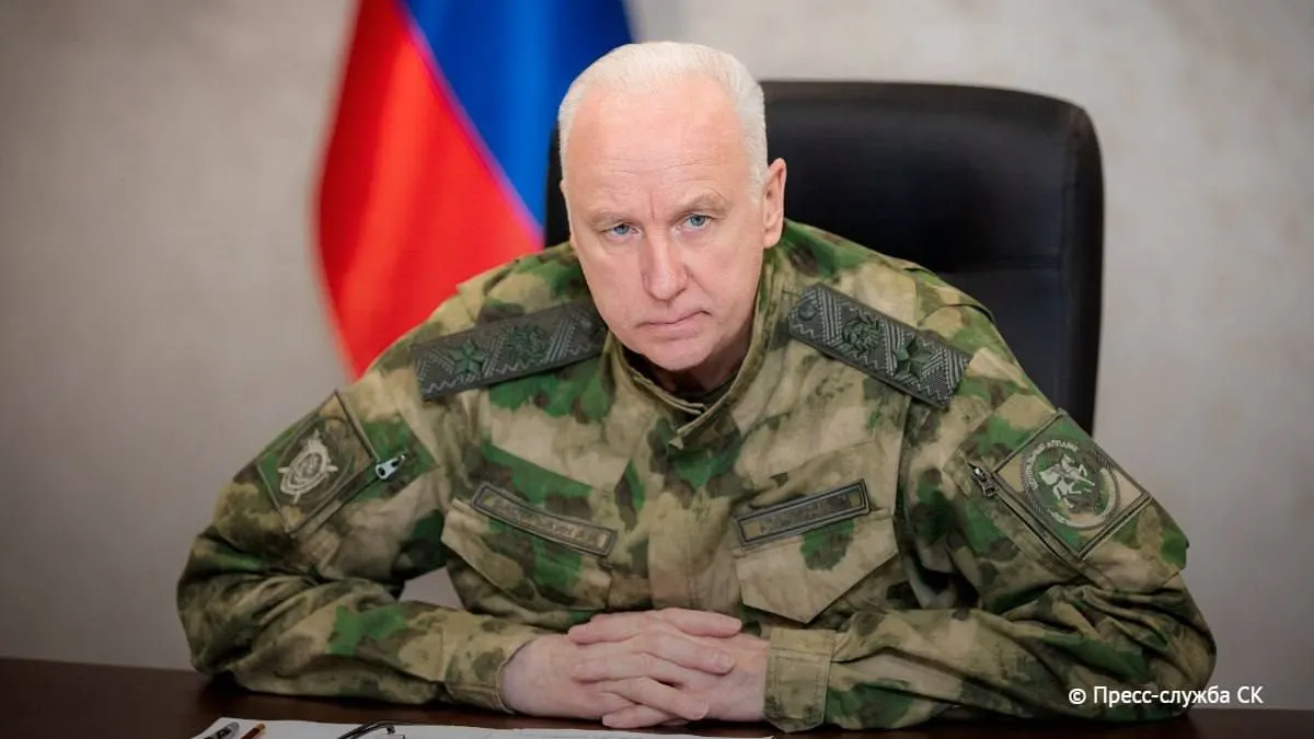 По данным Следственного комитета, с начала войны в 54 регионах России зафиксированы атаки: 1472 погибших (включая 45 детей), 6754 раненных (405 детей) и ущерб свыше 1 трлн рублей.