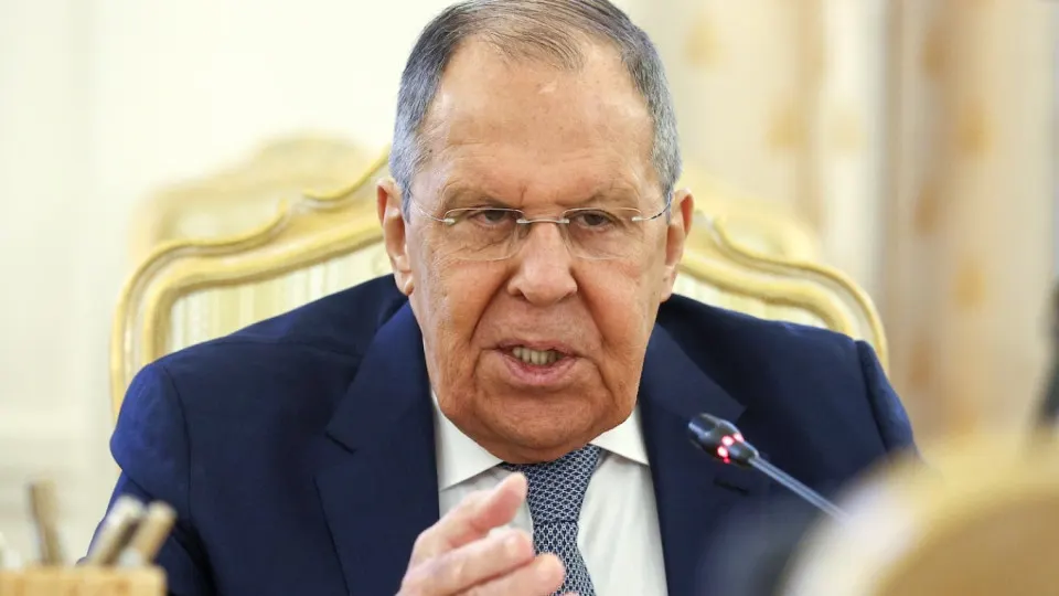 Глава МИД заявил, что Москва не прекратит операции против Украины до достижения условий, озвученных президентом в июне 2024 года. Он также обвинил западные страны в срыве договорённостей и переходе к ультиматумам.
