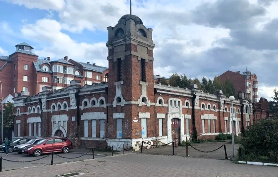 Склады Горохова в Томске перешли новому инвестору. SD GROUP планирует реставрацию памятника и создание общественных пространств вокруг него.