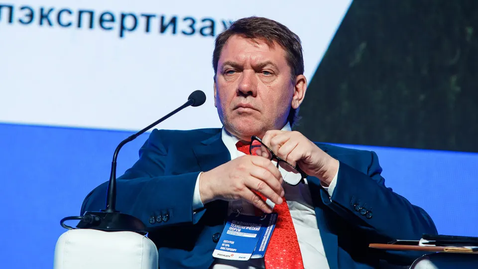 Задержание произошло по подозрению в получении взятки; проводится расследование.