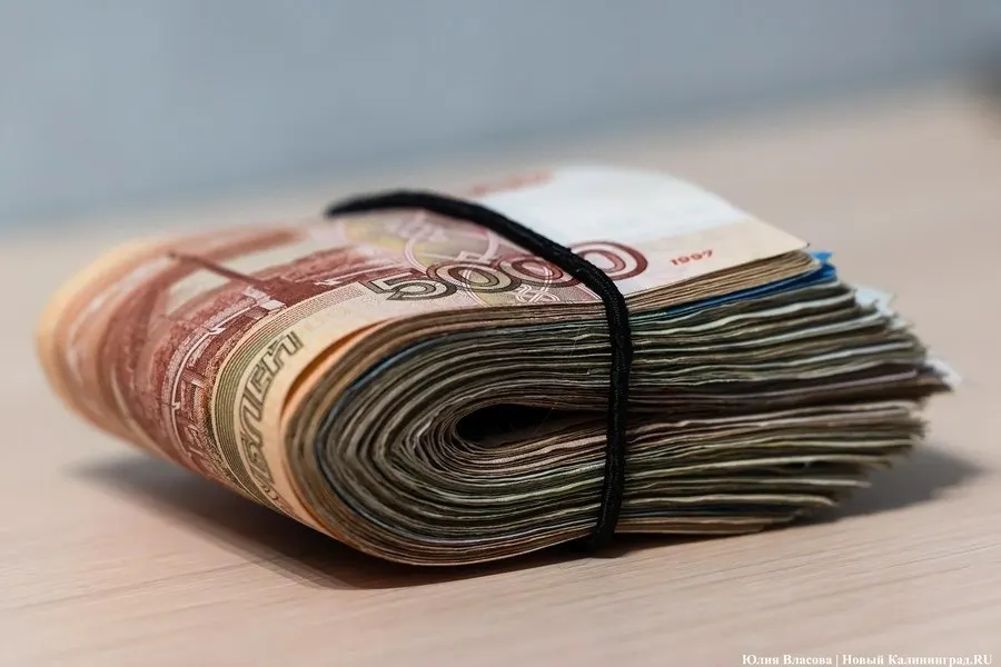 За год объем розничного кредитования достиг 212,8 млрд руб., совокупный портфель — 263,4 млрд руб.; ставка снижена до 14%, что поддерживает рынок кредита.