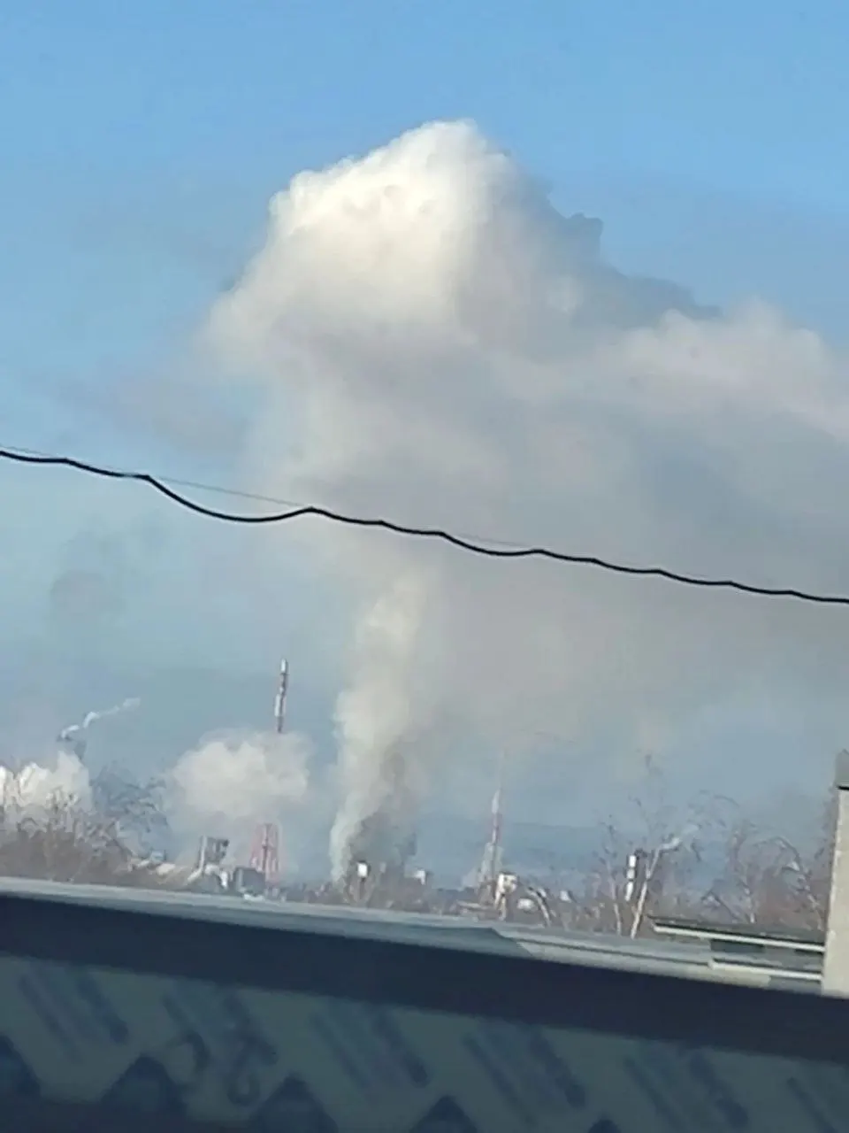 Ночные атаки беспилотников затронули Городецкий округ, Березники и Соликамск: есть раненые, школы перевели на дистанционное обучение.