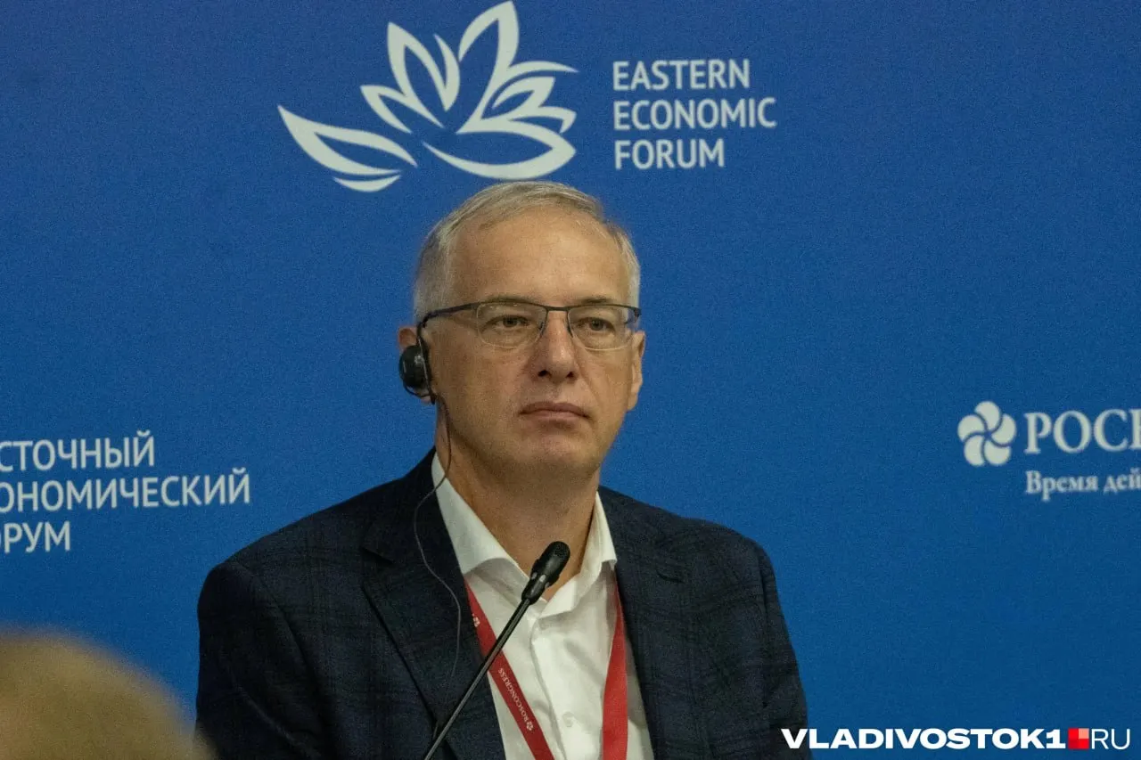 Глава группы DNS Дмитрий Алексеев прокомментировал кадровые решения в Приморском крае, указав на богатый оперативный опыт Кожемяко и выразив доверие к способности Шестакова эффективно руководить регионом.