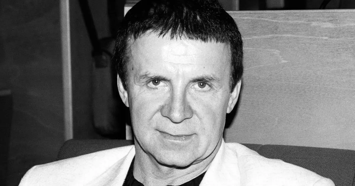 Известный российский медиаперсона Анатолий Кашпировский скончался; информацию подтвердили его коллеги.